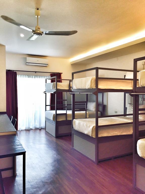 Billabong Hostel Phnompen Kültér fotó