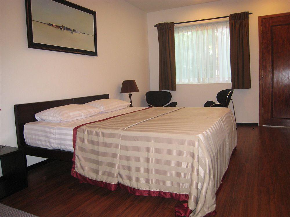 Billabong Hostel Phnompen Kültér fotó